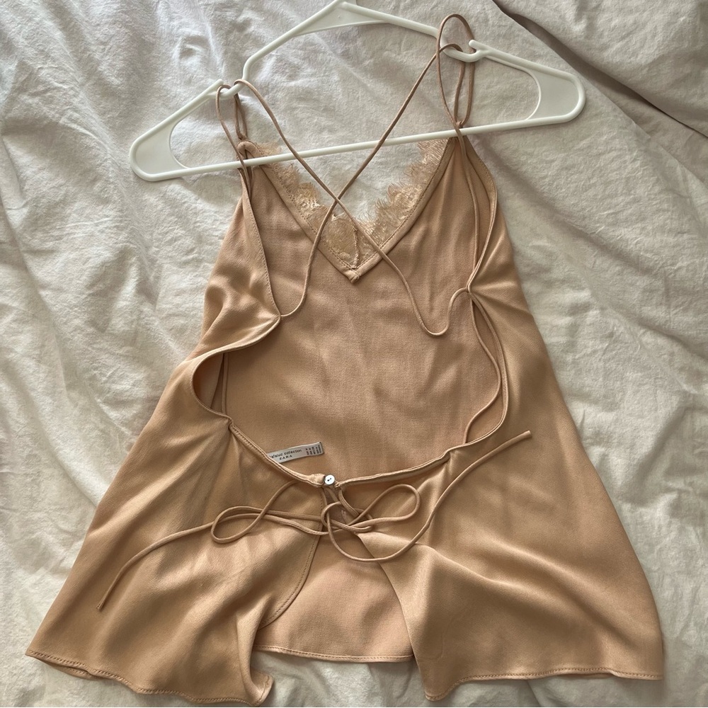 ZARA NEVER WORN STRAPPY BACK ROSE GOLD CAMI size Medium